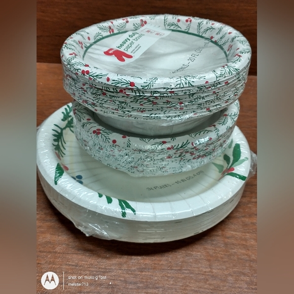 Up & Up Holiday Holiday Heavy Duty Paper Bowls And Plates Poshmark